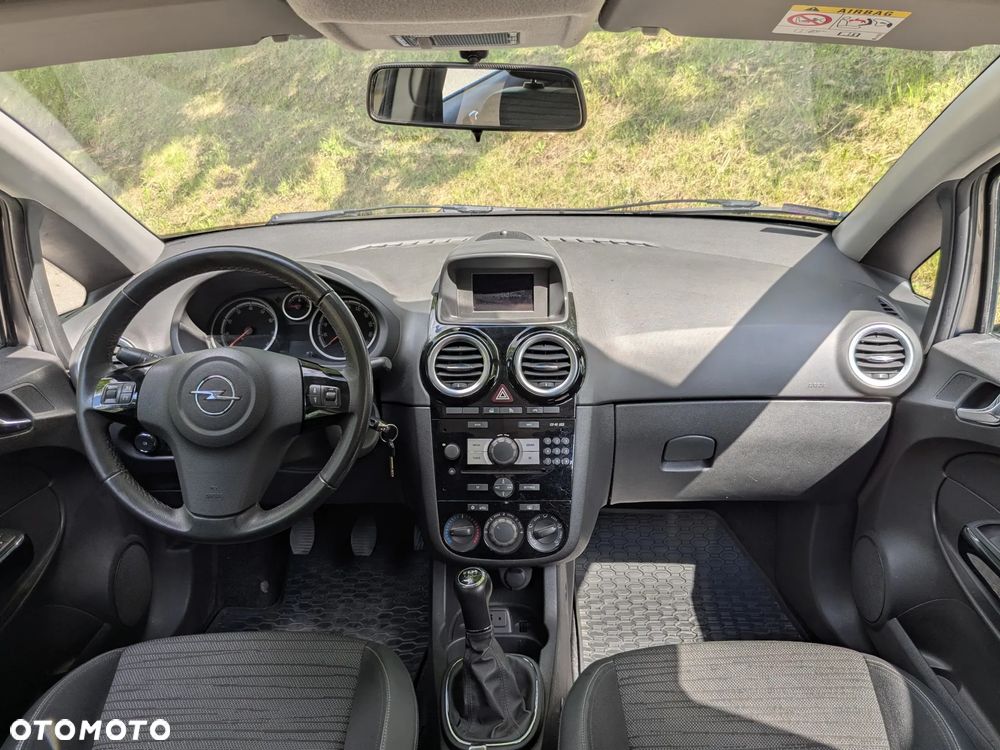 Opel Corsa 1.2 16V Graphite - 12