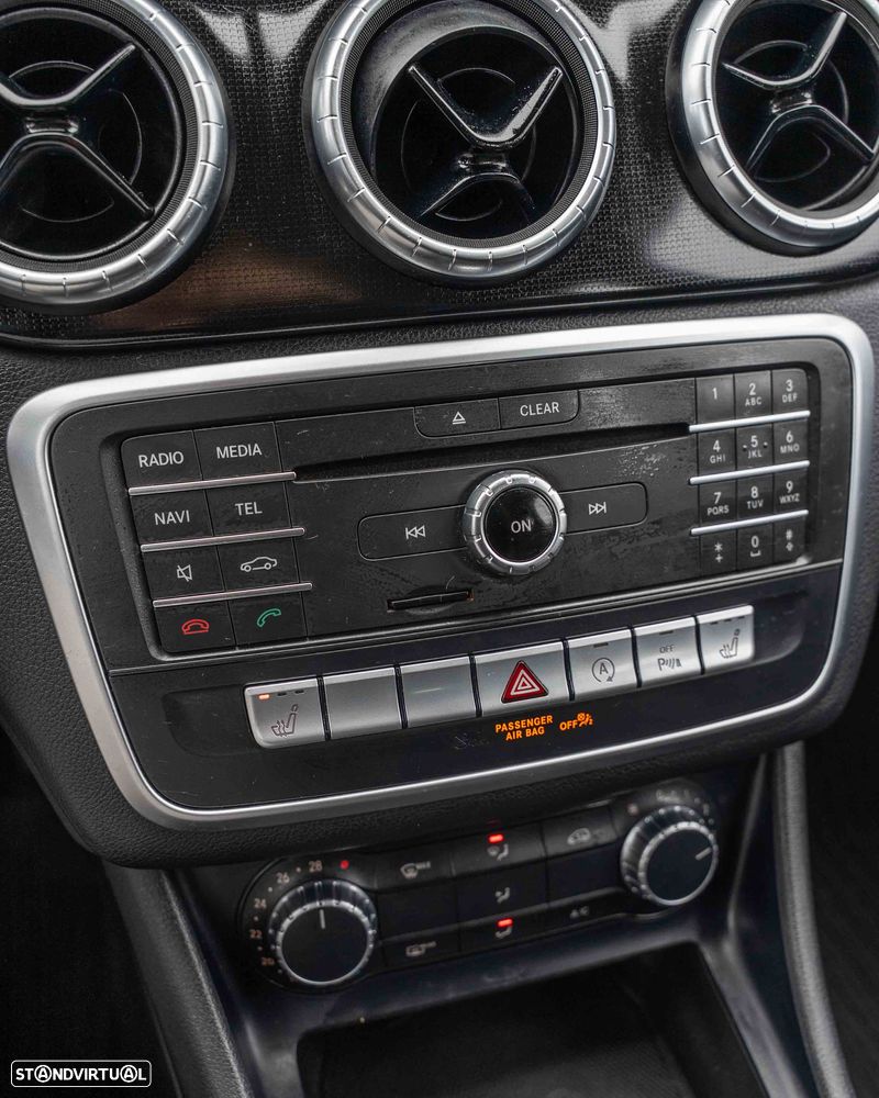 Mercedes-Benz CLA 180 d Shooting Brake - 20