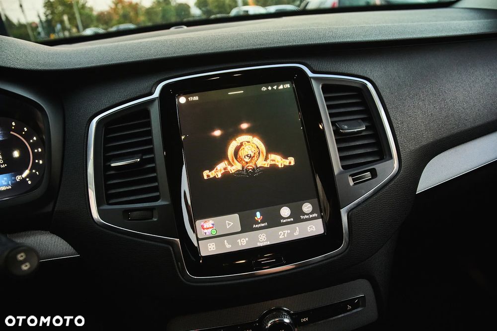 Volvo XC 90 - 38