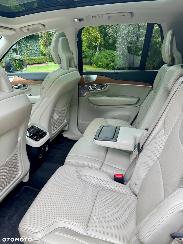 Volvo XC 90 D5 SCR AWD Inscription 7os - 15