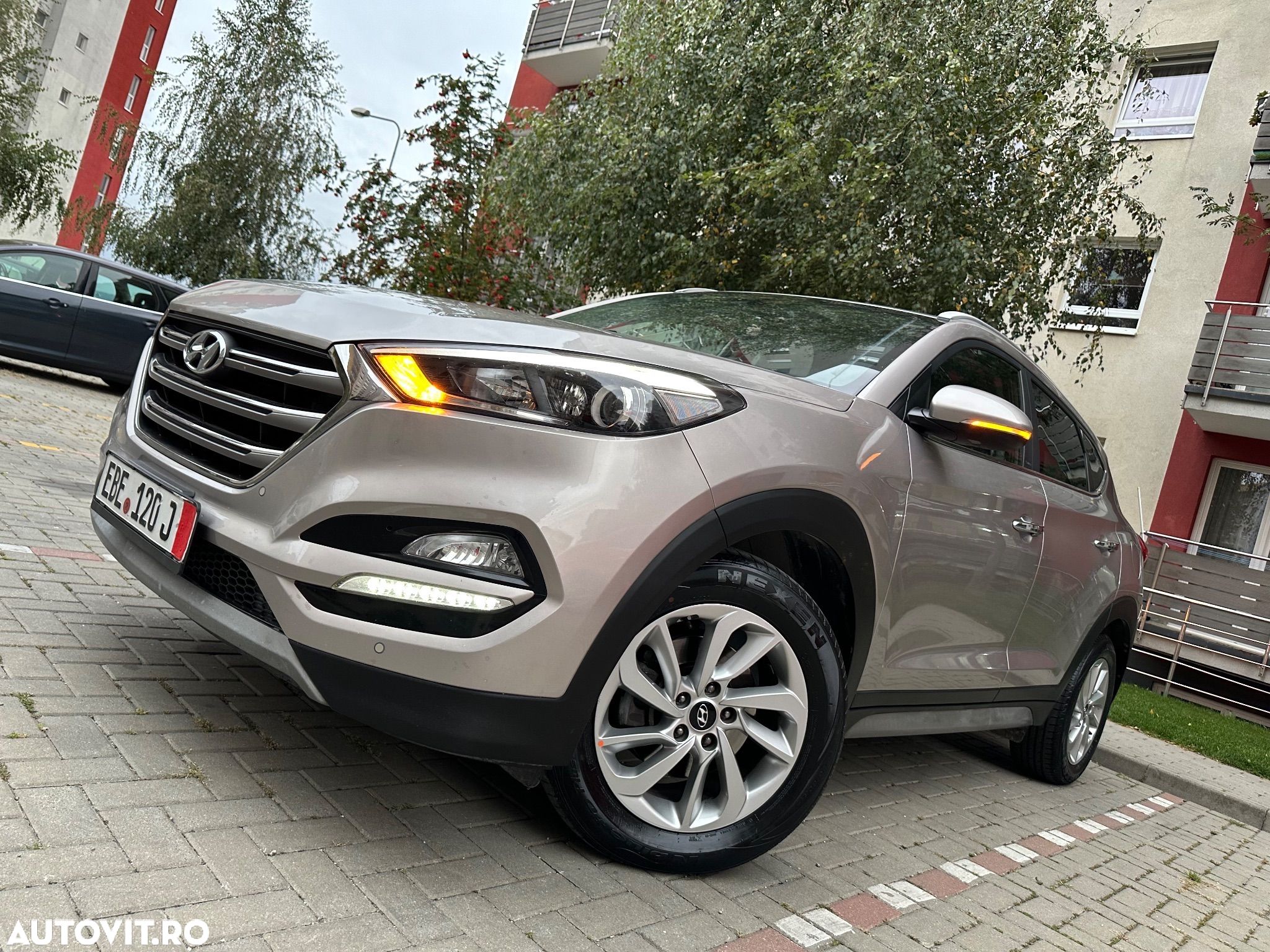 Hyundai Tucson - 1