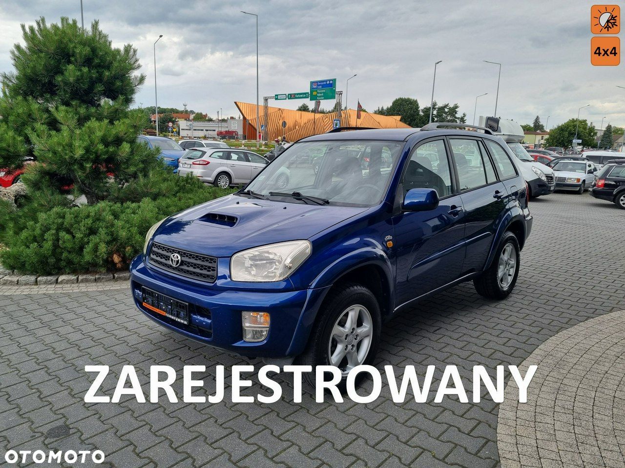Toyota RAV4 - 1