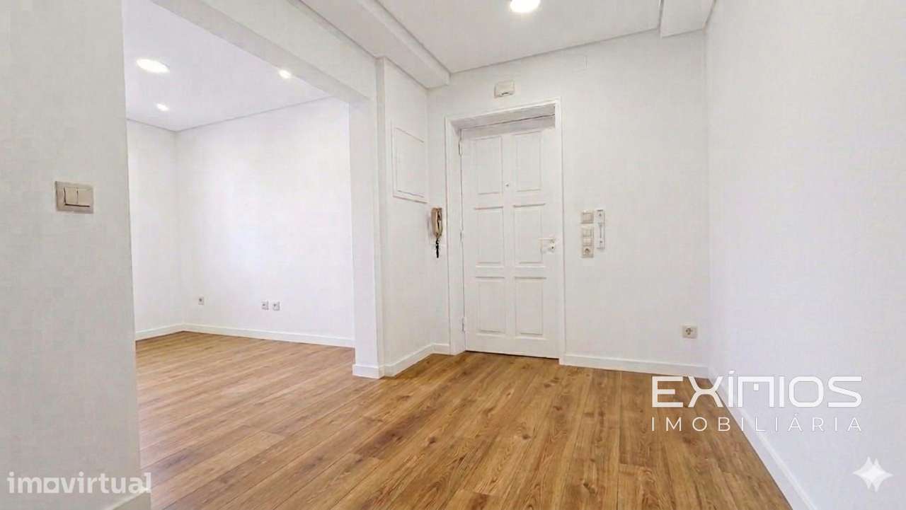 Apartamento T3 remodelado, no Centro da Póvoa de Varzim - Grande imagem: 5/15