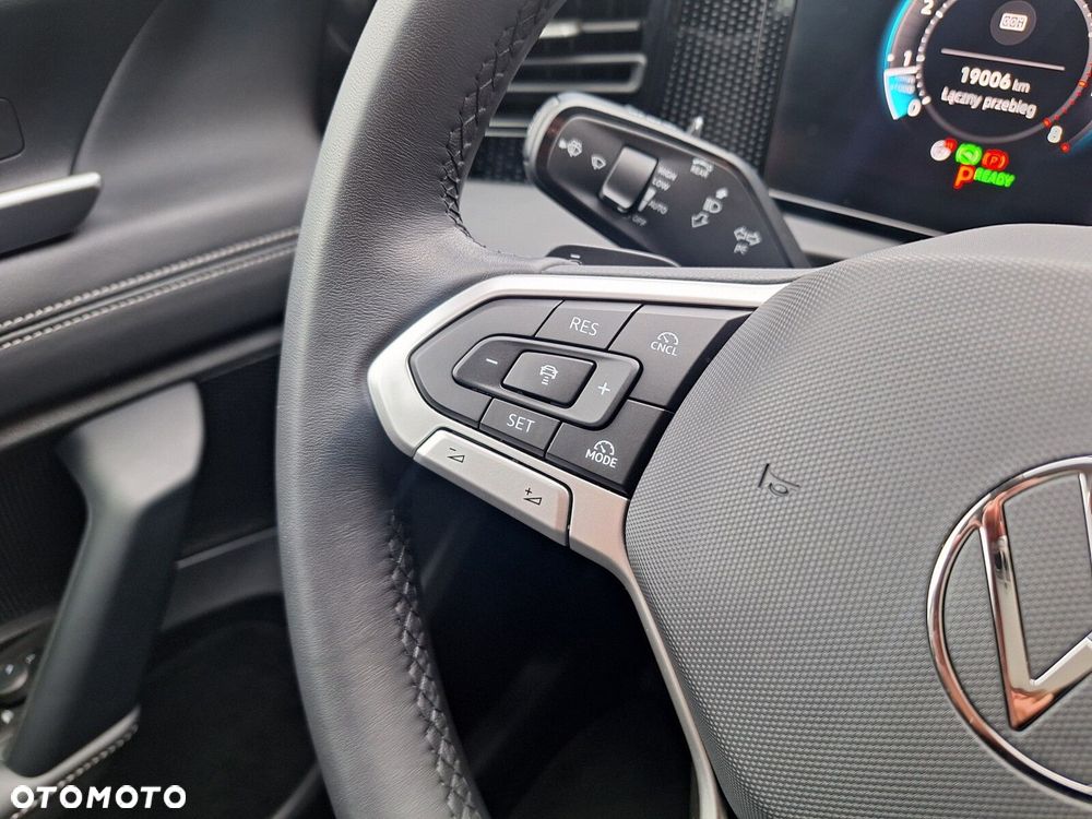 Volkswagen Tiguan - 18