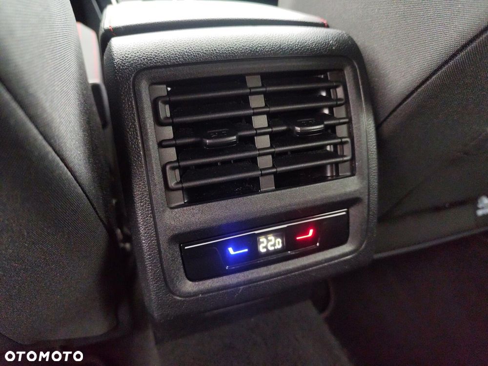 Volkswagen Golf - 13