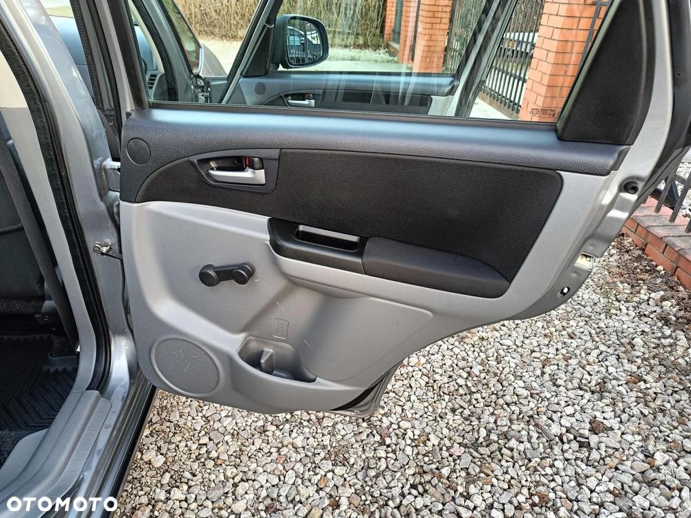 Suzuki SX4 1.6 Premium 4WD - 22