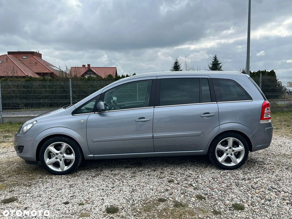 Opel Zafira 1.8 Easytronic Family Plus - 33