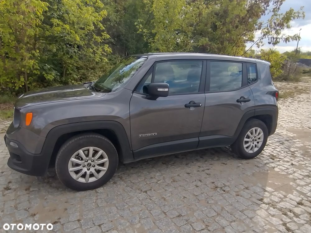 Jeep Renegade 1.6 E-TorQ Sport FWD - 6