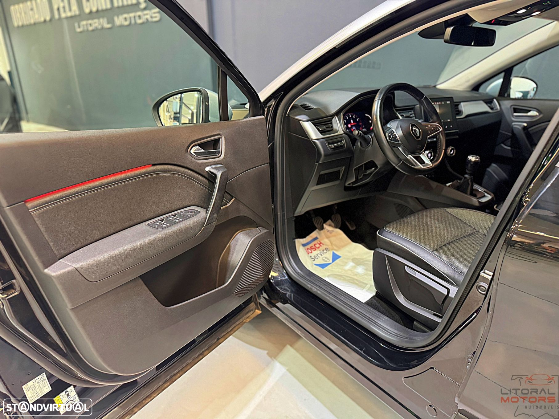 Renault Captur 1.0 TCe Exclusive - 12