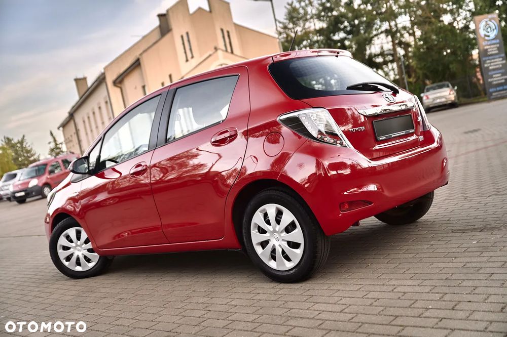 Toyota Yaris Hybrid 100 Premium EU6 - 9