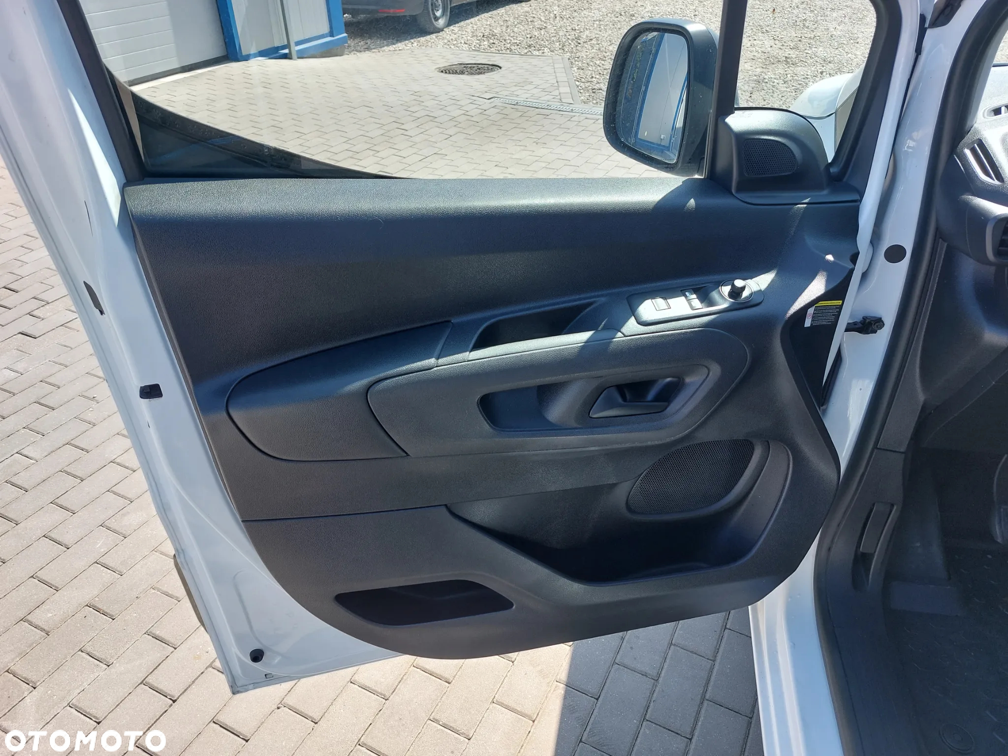 Peugeot Partner - 10