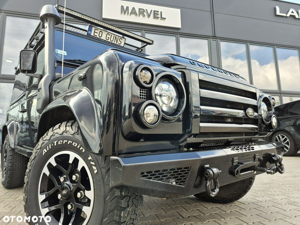 Land Rover Defender 2.2 TD4 E - 19