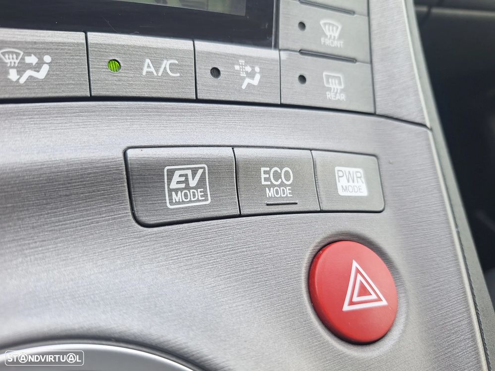 Toyota Prius 1.8 Exclusive Touch&Go - 30