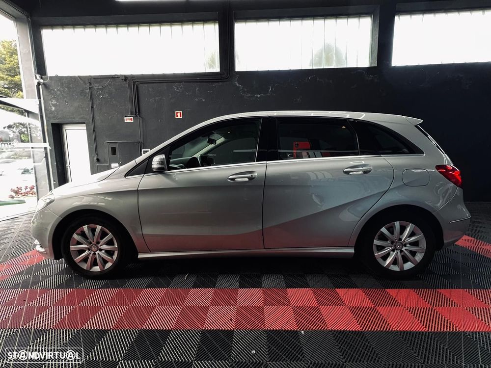Mercedes-Benz B 180 d Style - 18