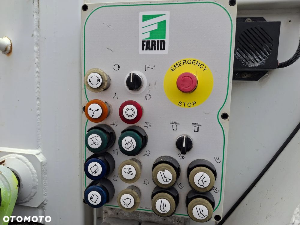 Renault D12 Truck Śmieciarka FARID Forez Bennes EURO 6 2016 rok 2 Osie Opony Bardzo Dobry Stan Zawieszenie Na Poduszkach - 5