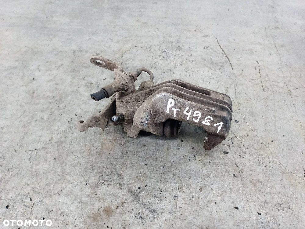 ZACISK HAMULCOWY PRAWY TYŁ VW GOLF V TRW 1.9 TDI - 4