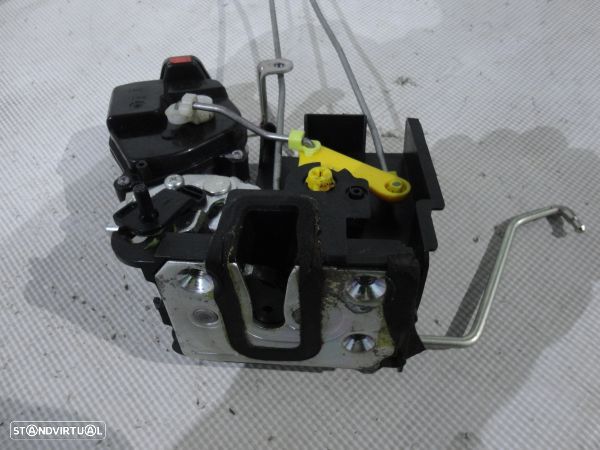 Fecho Da Porta Trás Dto Kia Rio Ii (Jb) - 2