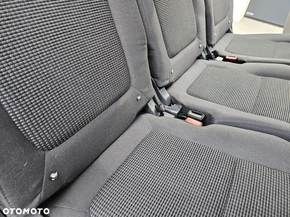 Peugeot 5008 HDI 150 Allure - 25