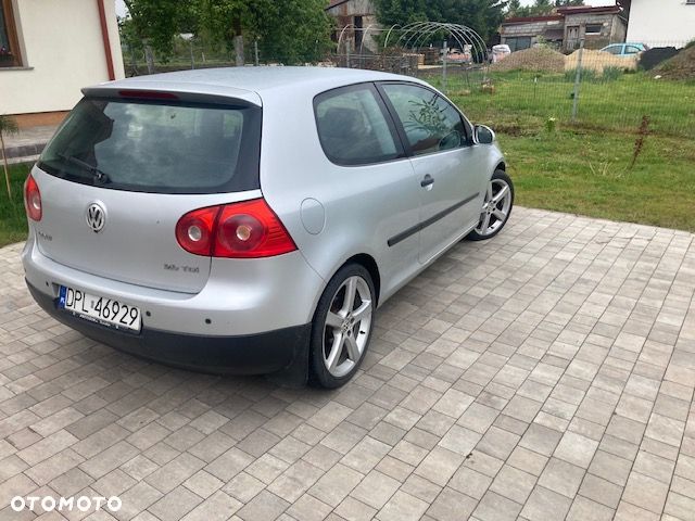 Volkswagen Golf - 4