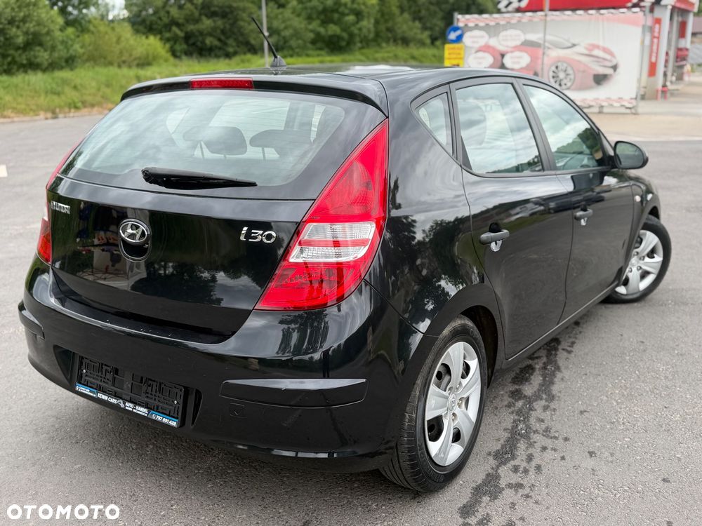 Hyundai i30 1.4 Blue Comfort - 3