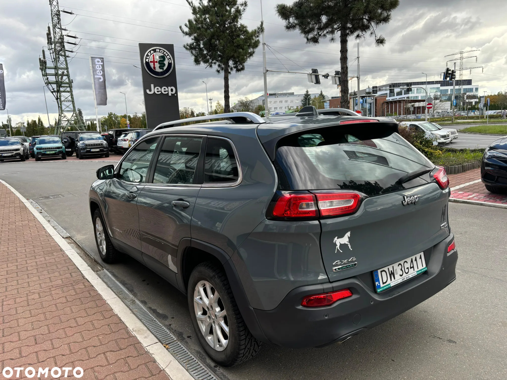 Jeep Cherokee 2.0 MJD Active Drive I Longitude - 16