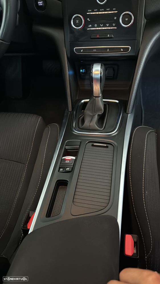 Renault Mégane BLUE dCi 115 EDC BUSINESS EDITION - 10