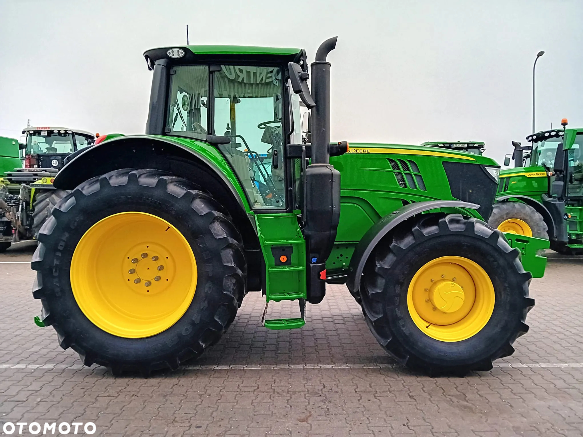 John Deere 6195M - 11