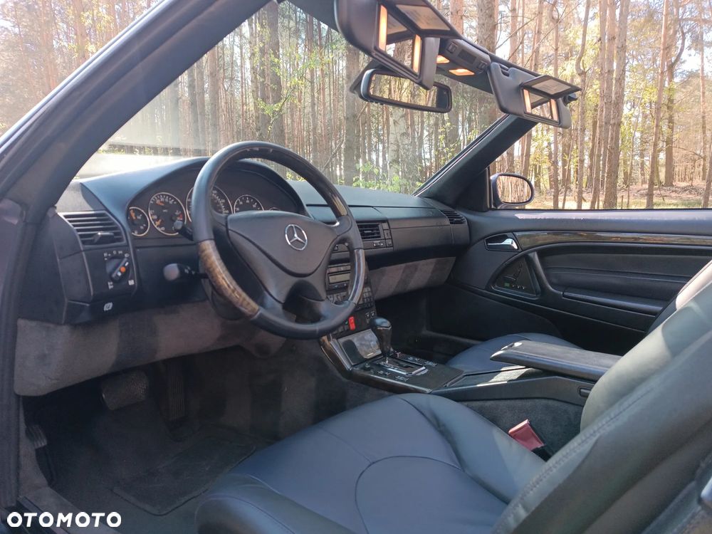 Mercedes-Benz SL 500 - 22