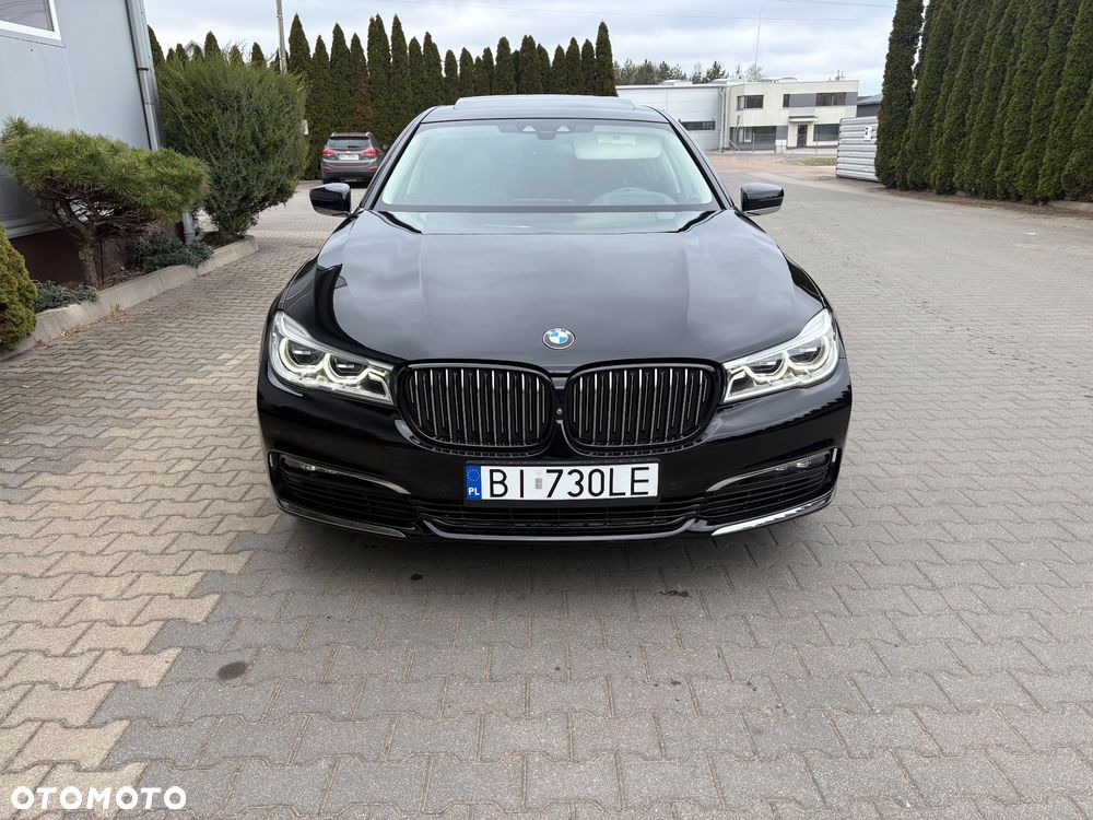 BMW Seria 7 750Li Edition Exclusive - 2