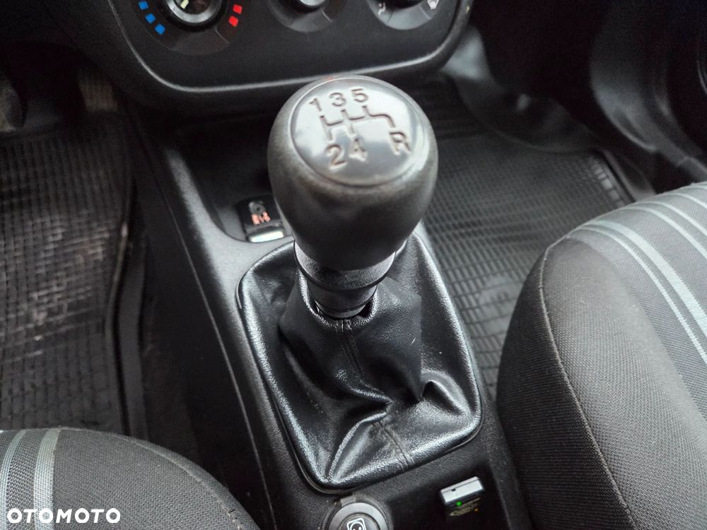 Fiat Punto Evo 1.4 8V Estiva Blue&Me - 15