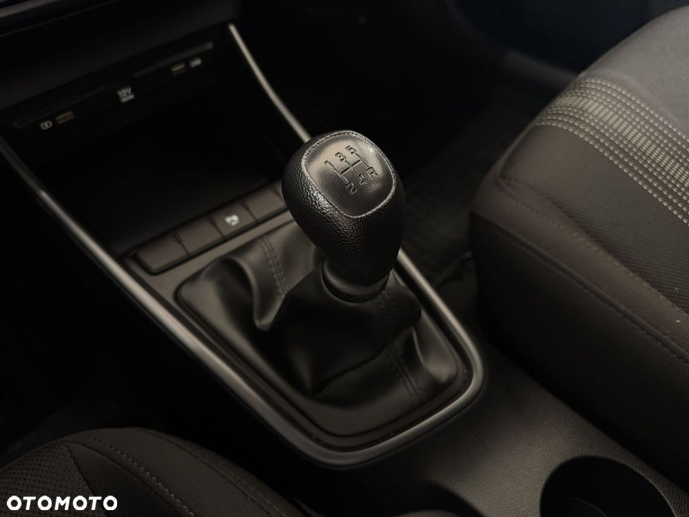 Hyundai i20 - 25