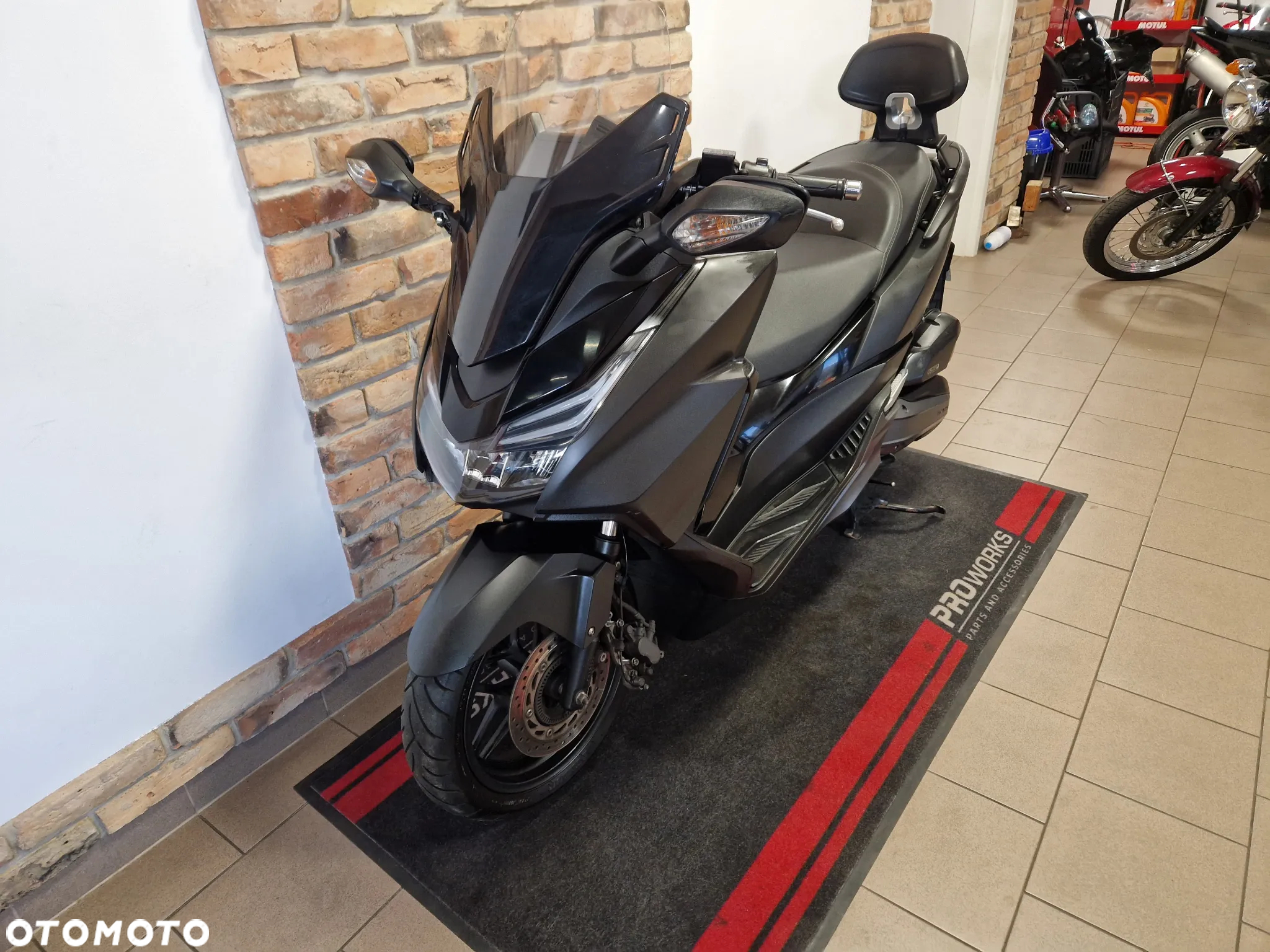 Honda NSS - 6