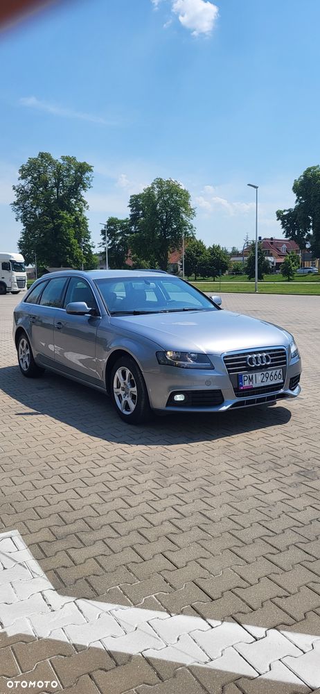 Audi A4 Limousine - 2