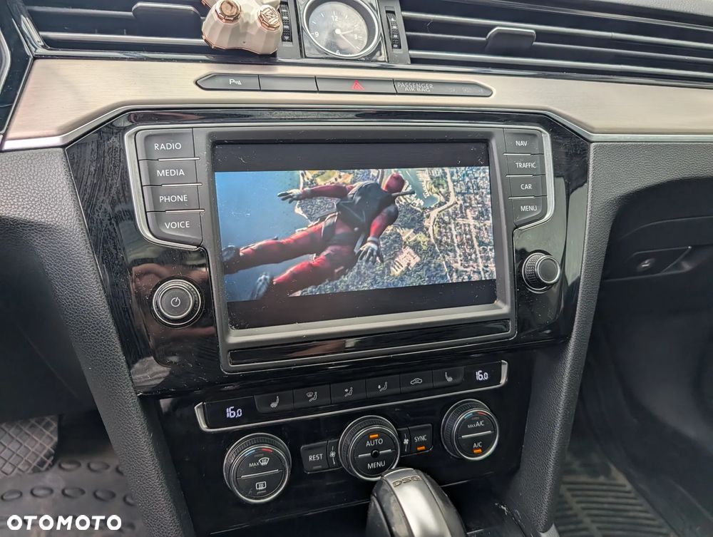 Volkswagen Passat 2.0 TDI BMT Highline DSG - 18