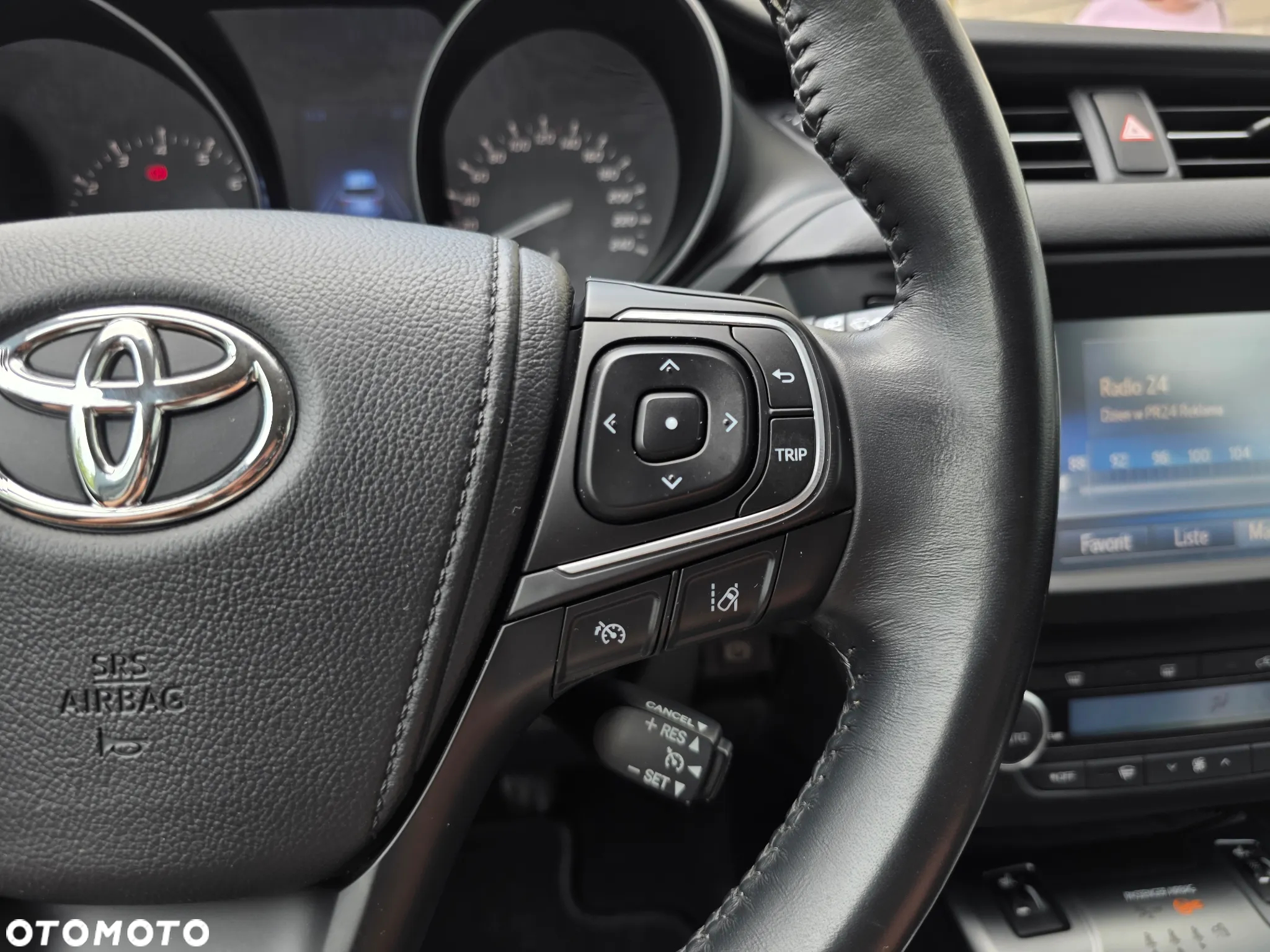 Toyota Avensis 1.8 Prestige - 31