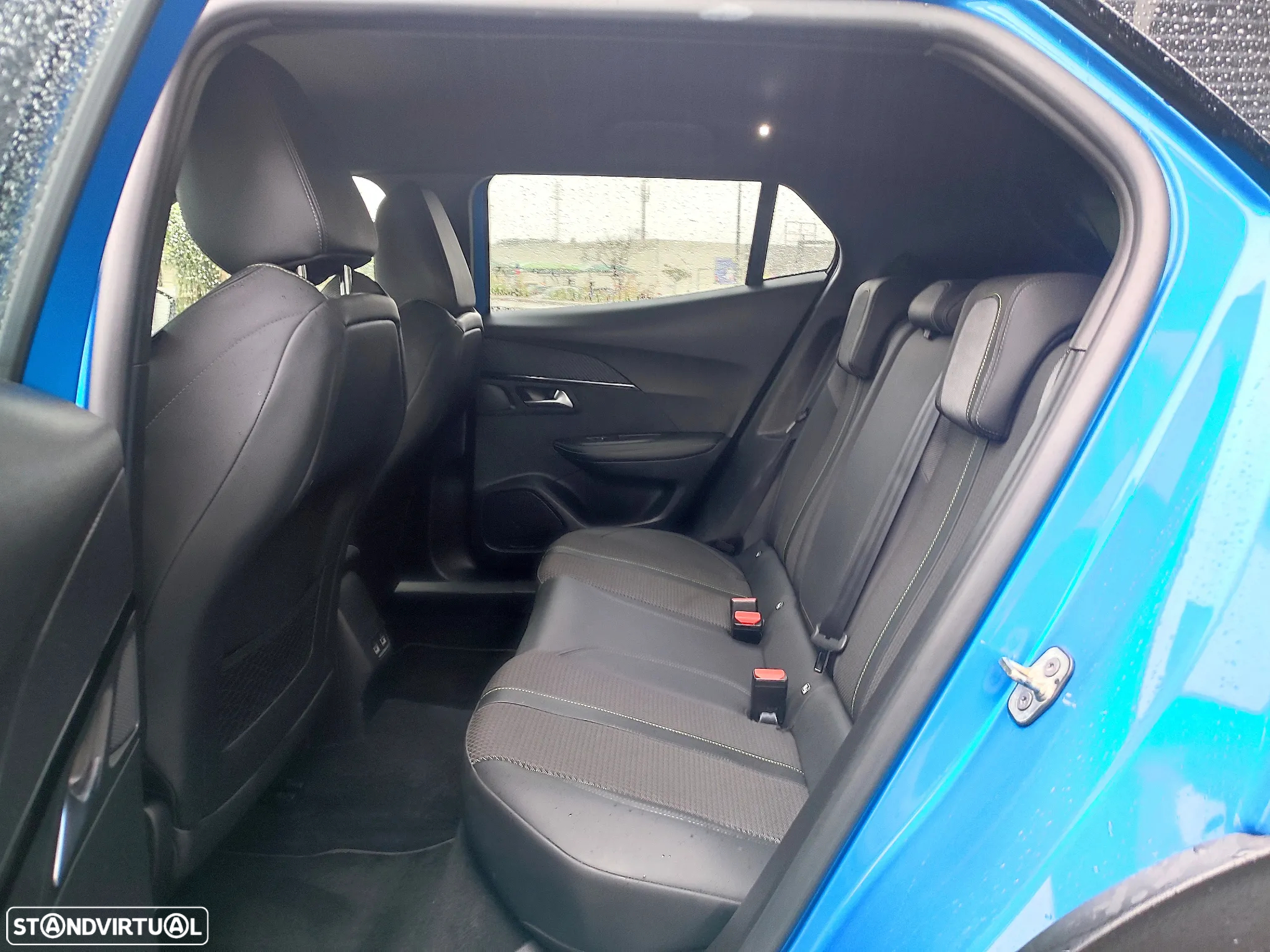 Peugeot 2008 1.2 PureTech GT EAT8 - 8