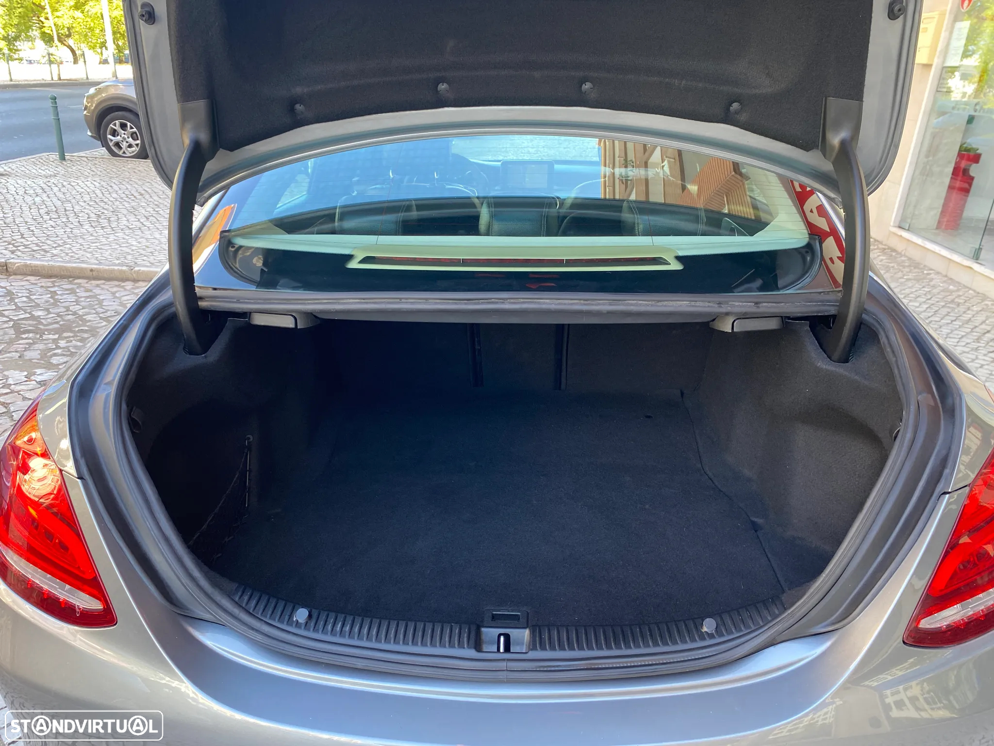 Mercedes-Benz C 220 BlueTEC Avantgarde Aut. - 24