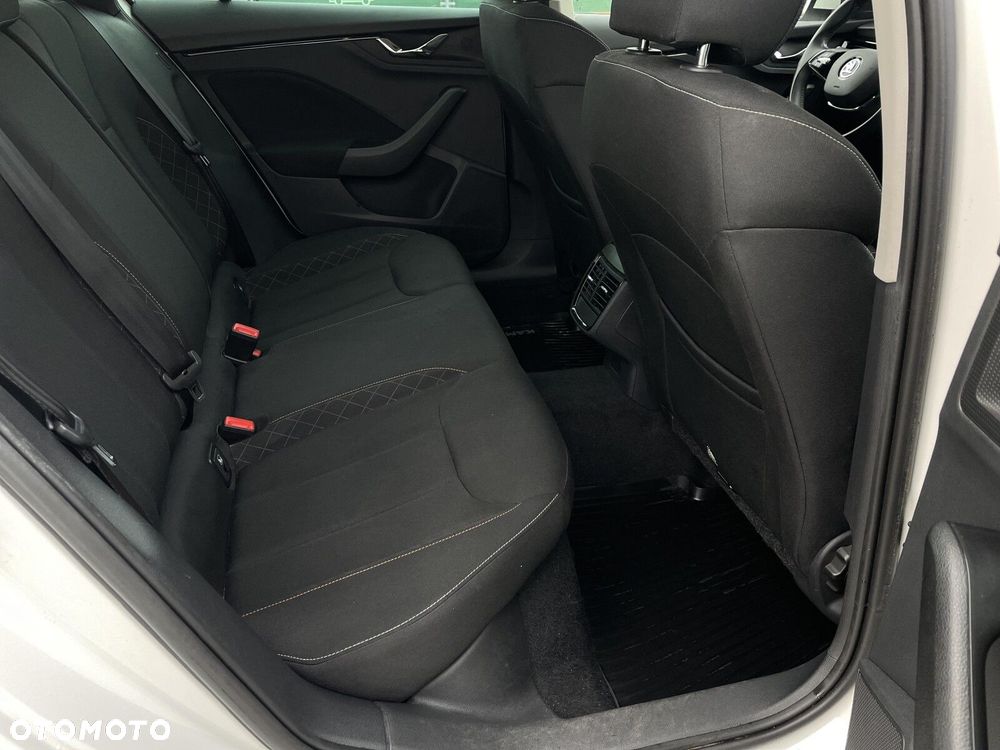 Skoda Kamiq 1.0 TSI Ambition - 8