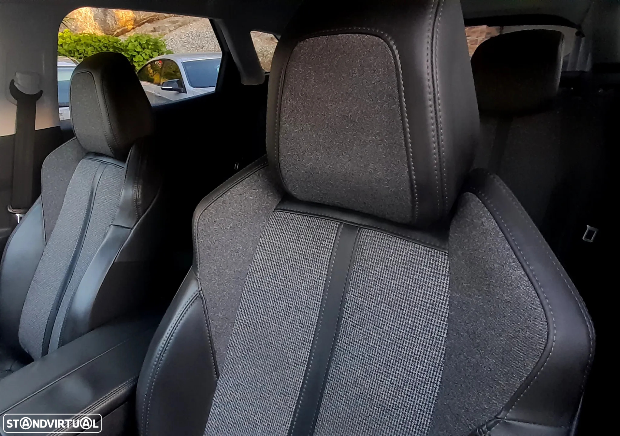 Peugeot 3008 1.6 BlueHDi GT Line - 26
