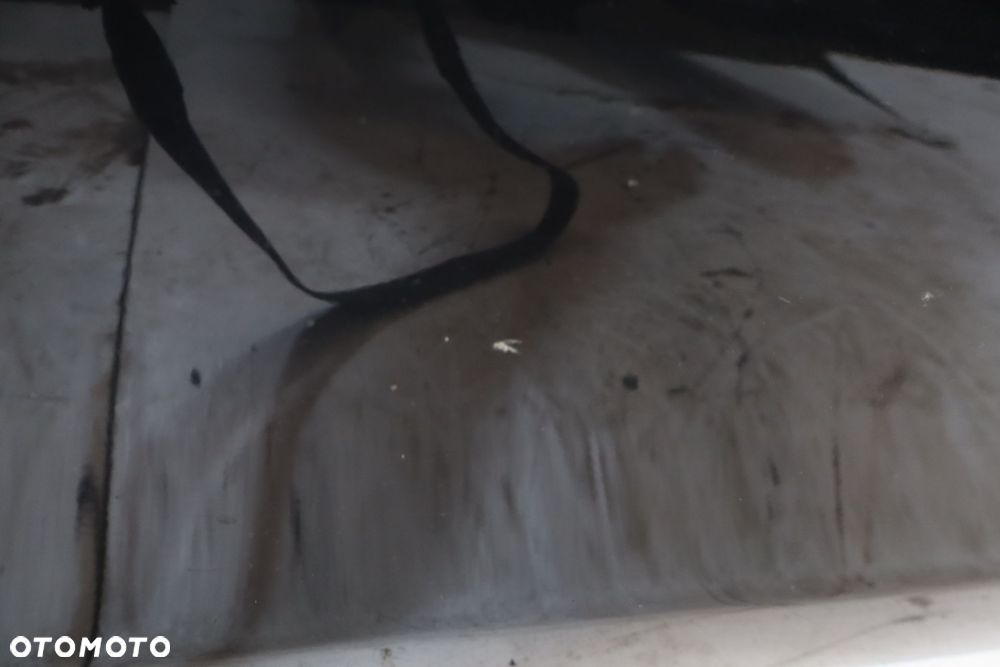 drzwi prawy przód - 7