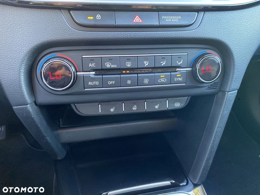 Kia XCeed - 25