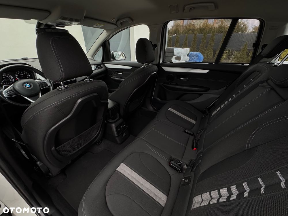 BMW Seria 2 220d xDrive Sport-Aut Advantage - 36