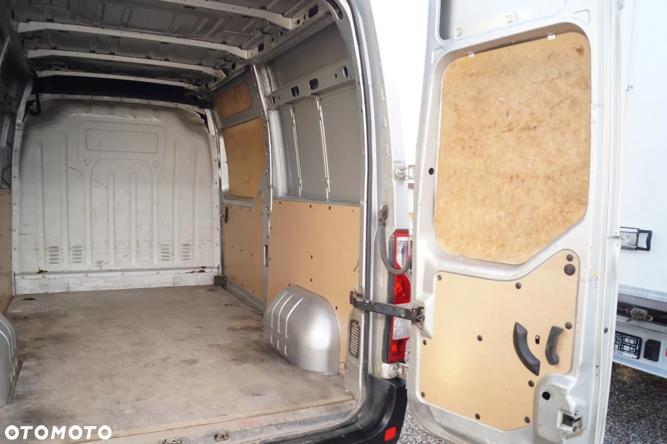 Opel Movano - 26