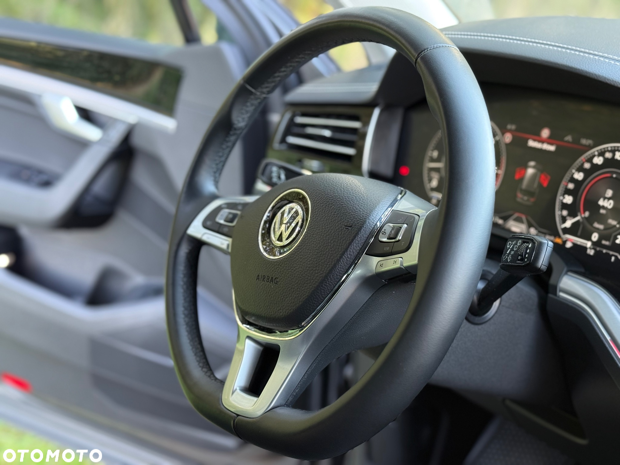 Volkswagen Touareg 3.0 V6 TDI SCR 4Mot R-Line - 24