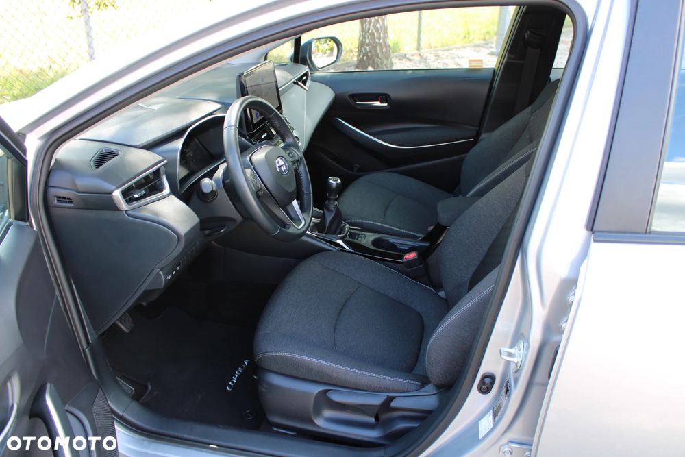 Toyota Corolla 1.5 Comfort - 12