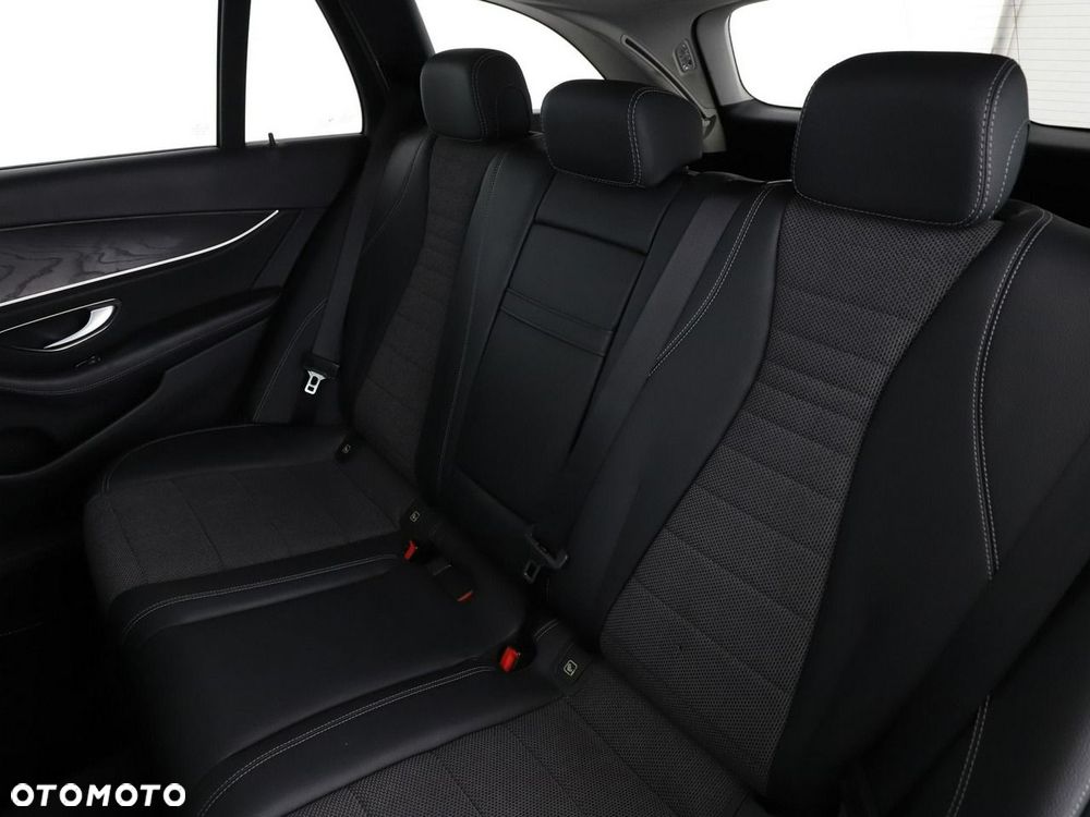 Mercedes-Benz Klasa E 220 d 9G-TRONIC Avantgarde - 18