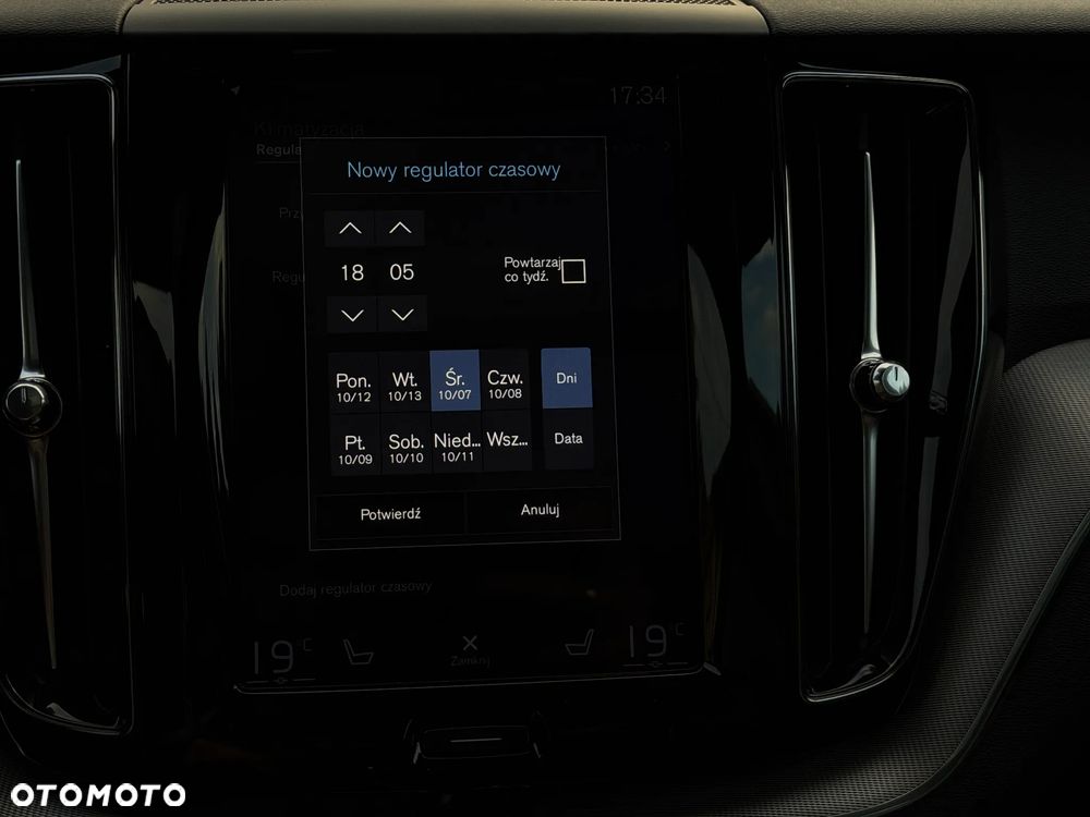 Volvo XC 60 T6 AWD Geartronic RDesign - 40