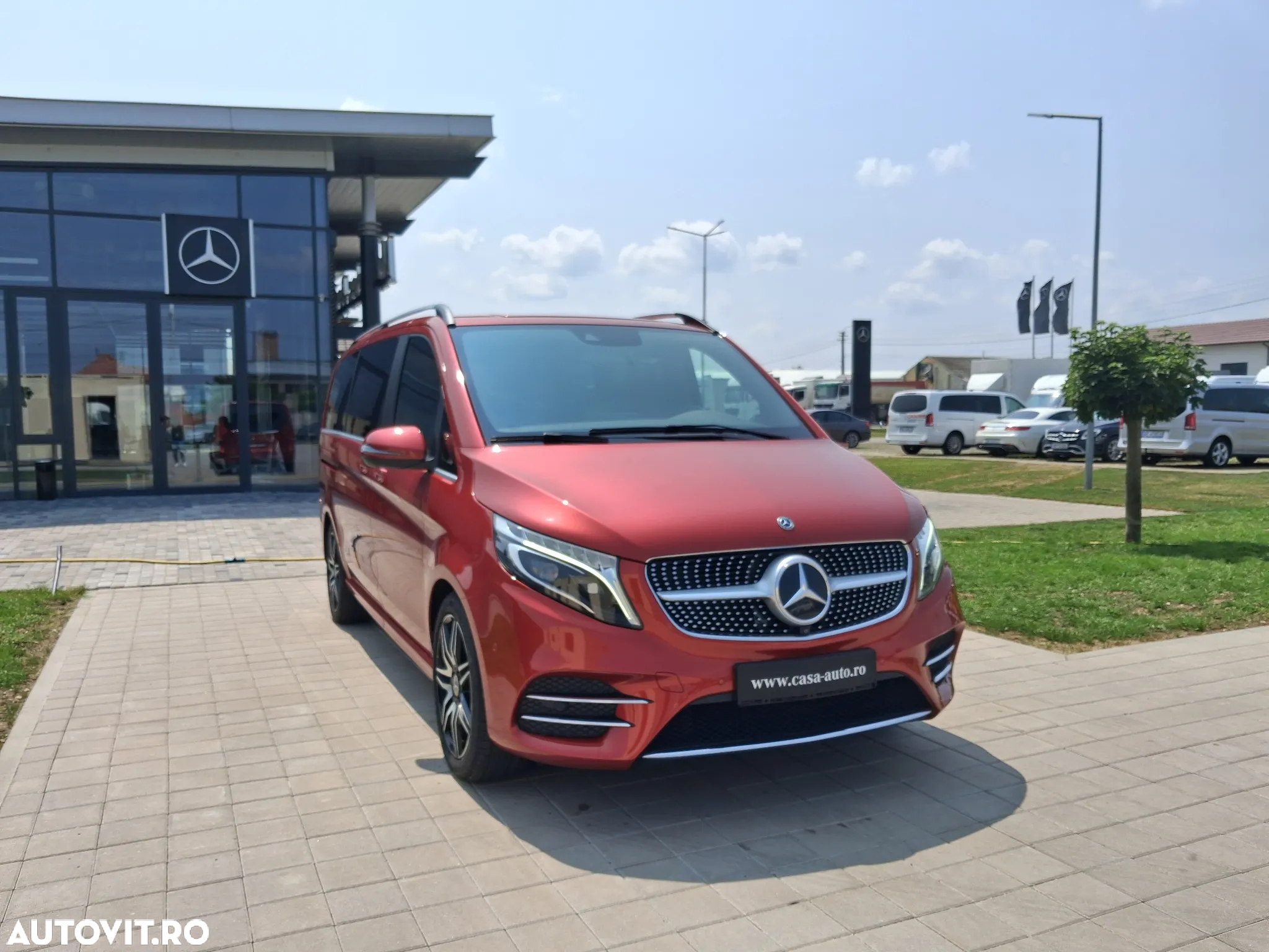 Mercedes-Benz V 300 d Combi Lung 237 CP RWD 9AT - 2