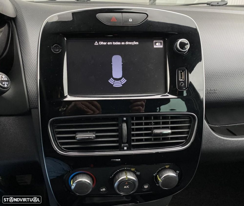 Renault Clio 0.9 TCe Limited Bi-Fuel - 23