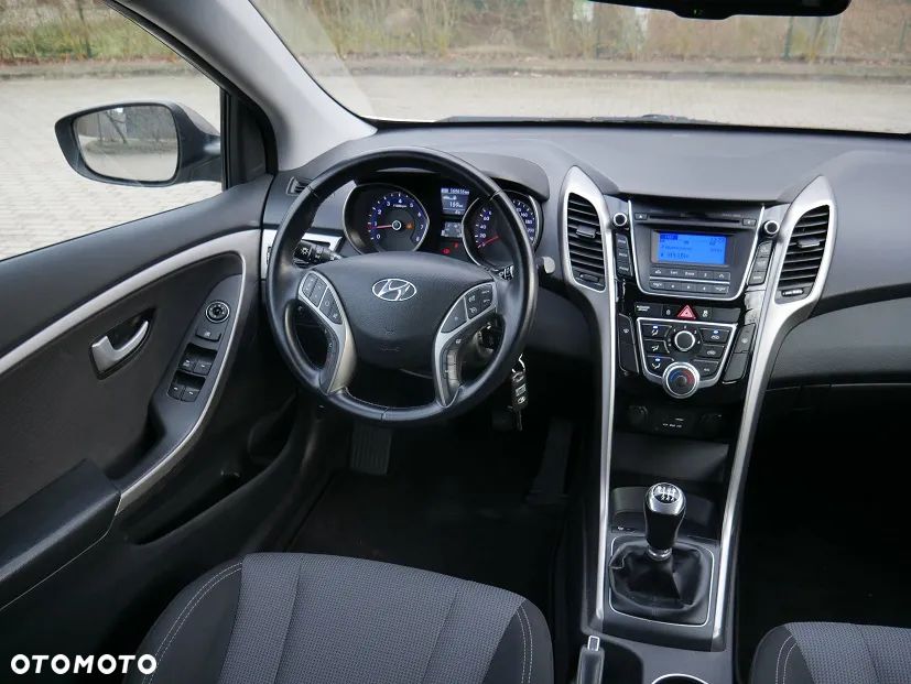 Hyundai i30 1.4 Premium - 8